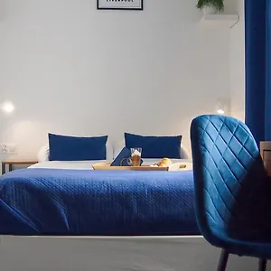Nocleg ze śniadaniem Mile Airport & Parking Dlugoterminowy, Gdańsk